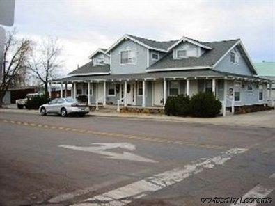 Canyon Country Hotel 2*